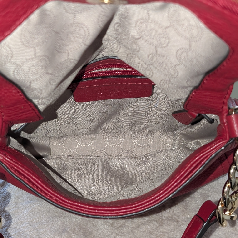 Michael Kors Bedford Red Leather Crossbody Bag - Picture 14 of 15